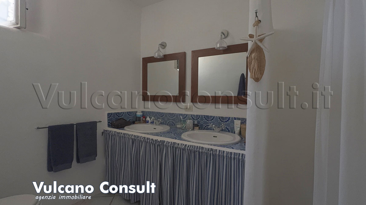 Bagno con doccia