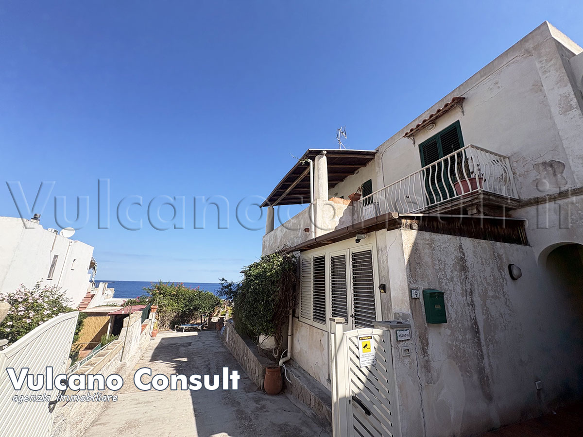 Casa indipendente Acquacalda Lipari
