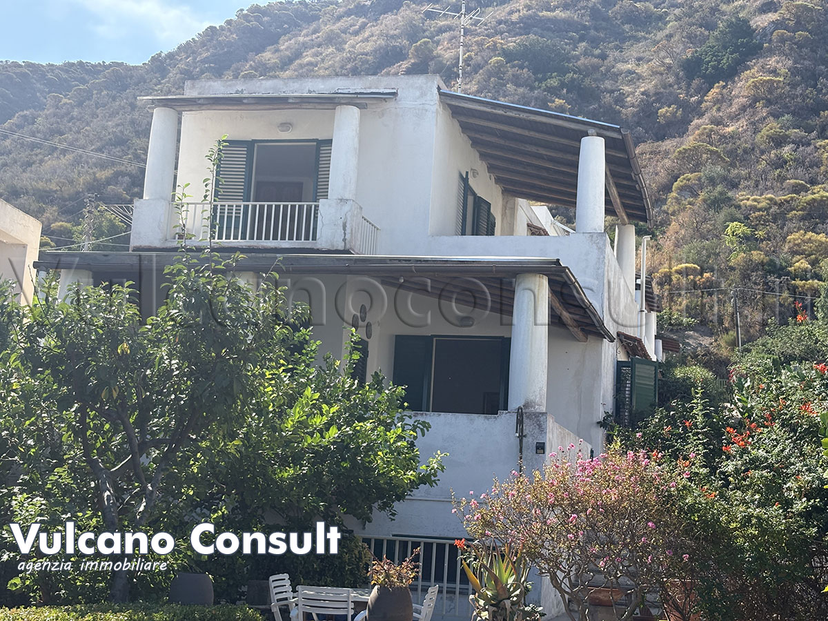 Casa indipendente Acquacalda Lipari