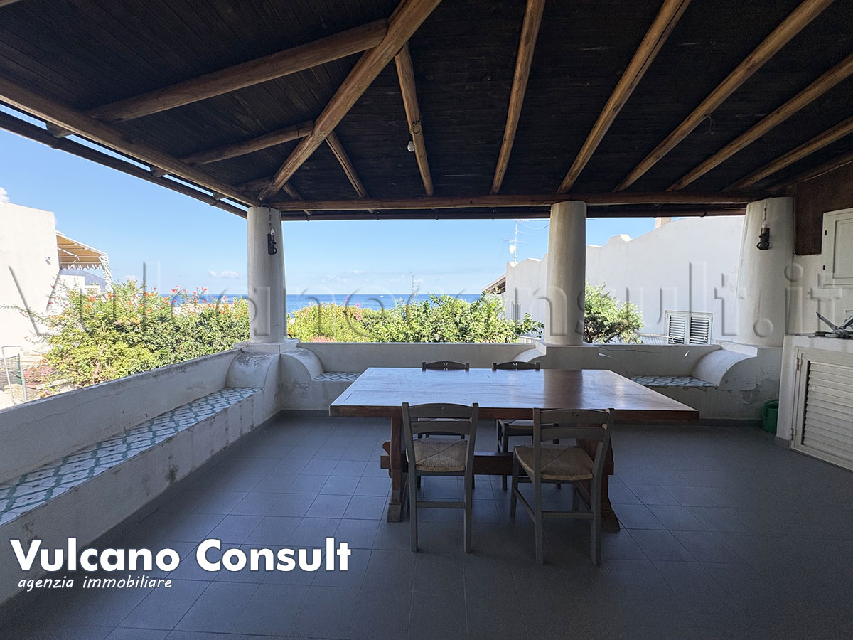 Casa indipendente Acquacalda Lipari