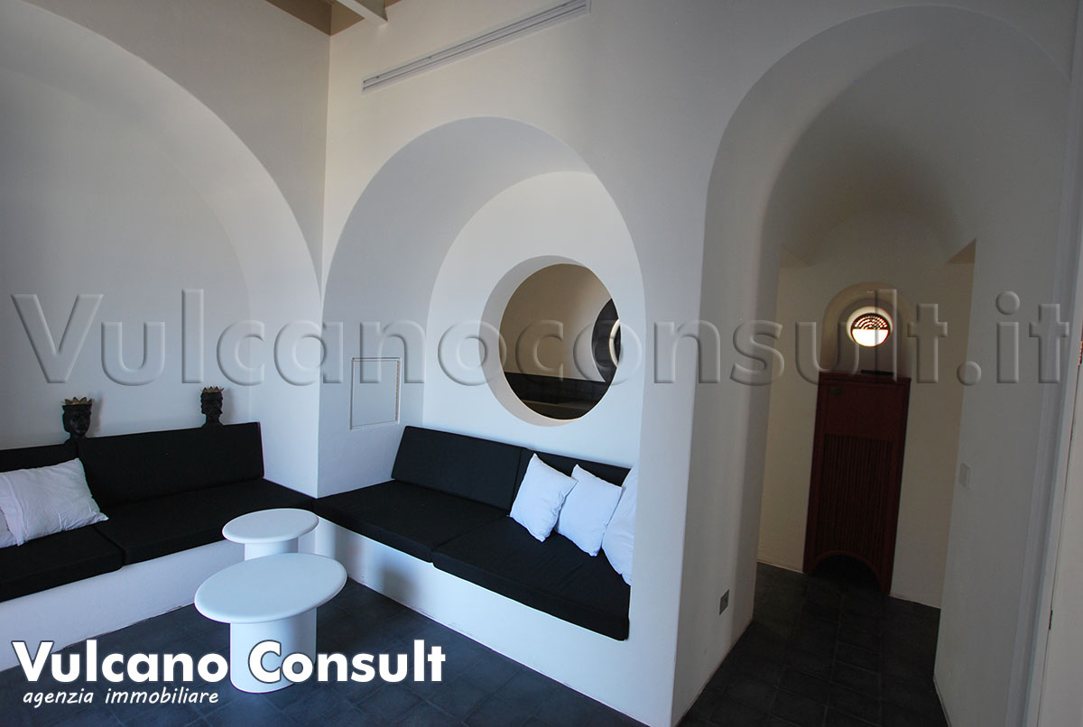 Charme Acquacalda Lipari