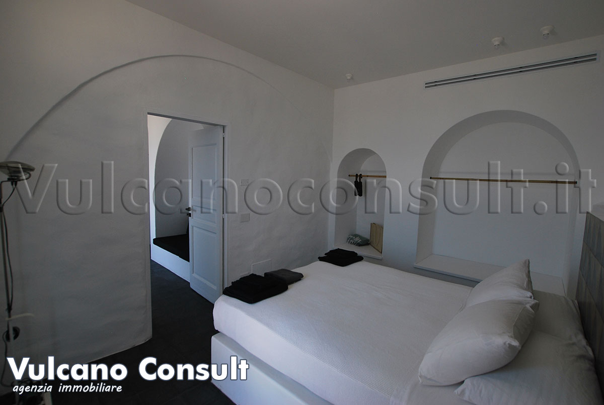 Charme Acquacalda Lipari