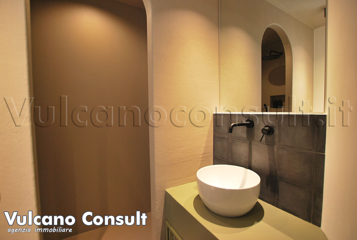Bagno con doccia