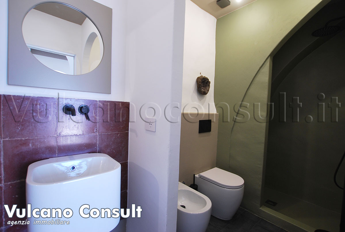Bagno con doccia