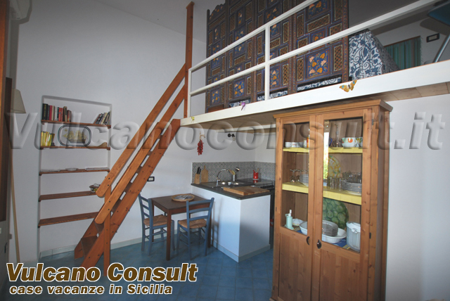 Vendesi villa Malfa Salina