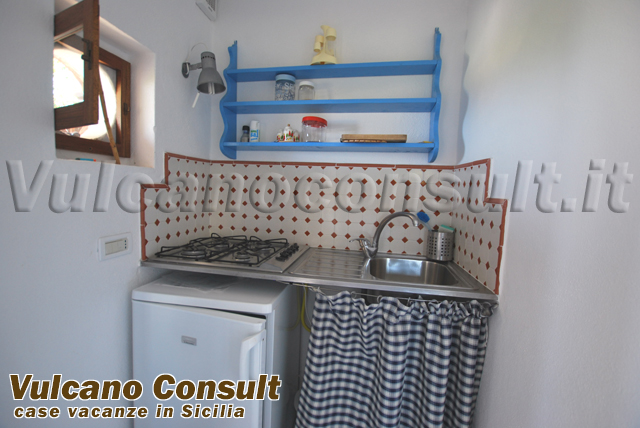Vendesi villa Malfa Salina