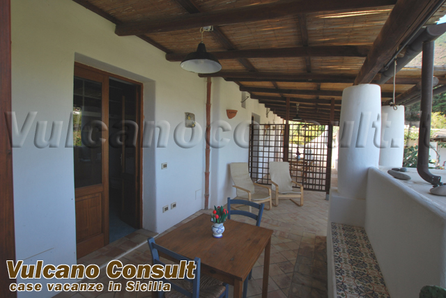Vendesi villa Malfa Salina
