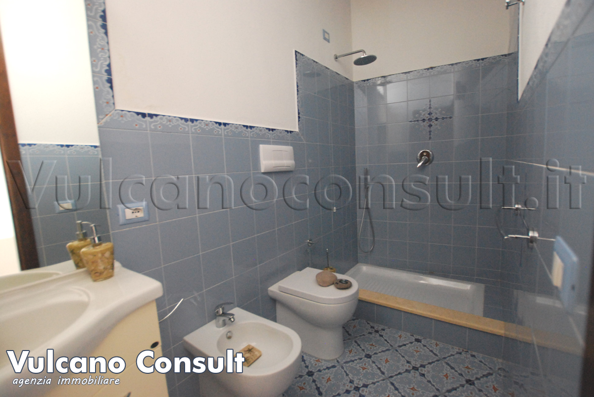 Bagno con doccia