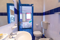 Bagno con doccia