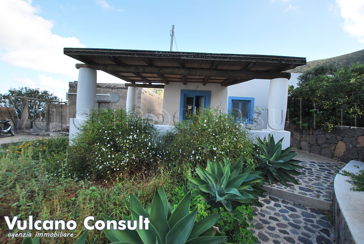 Casa indipendente Pollara Salina