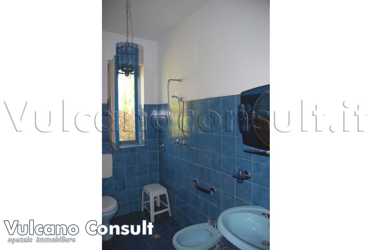 Bagno con doccia