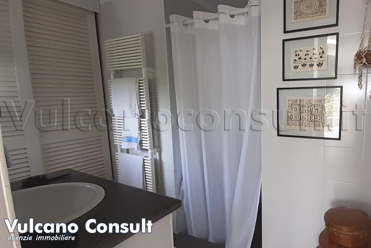 Bagno con doccia