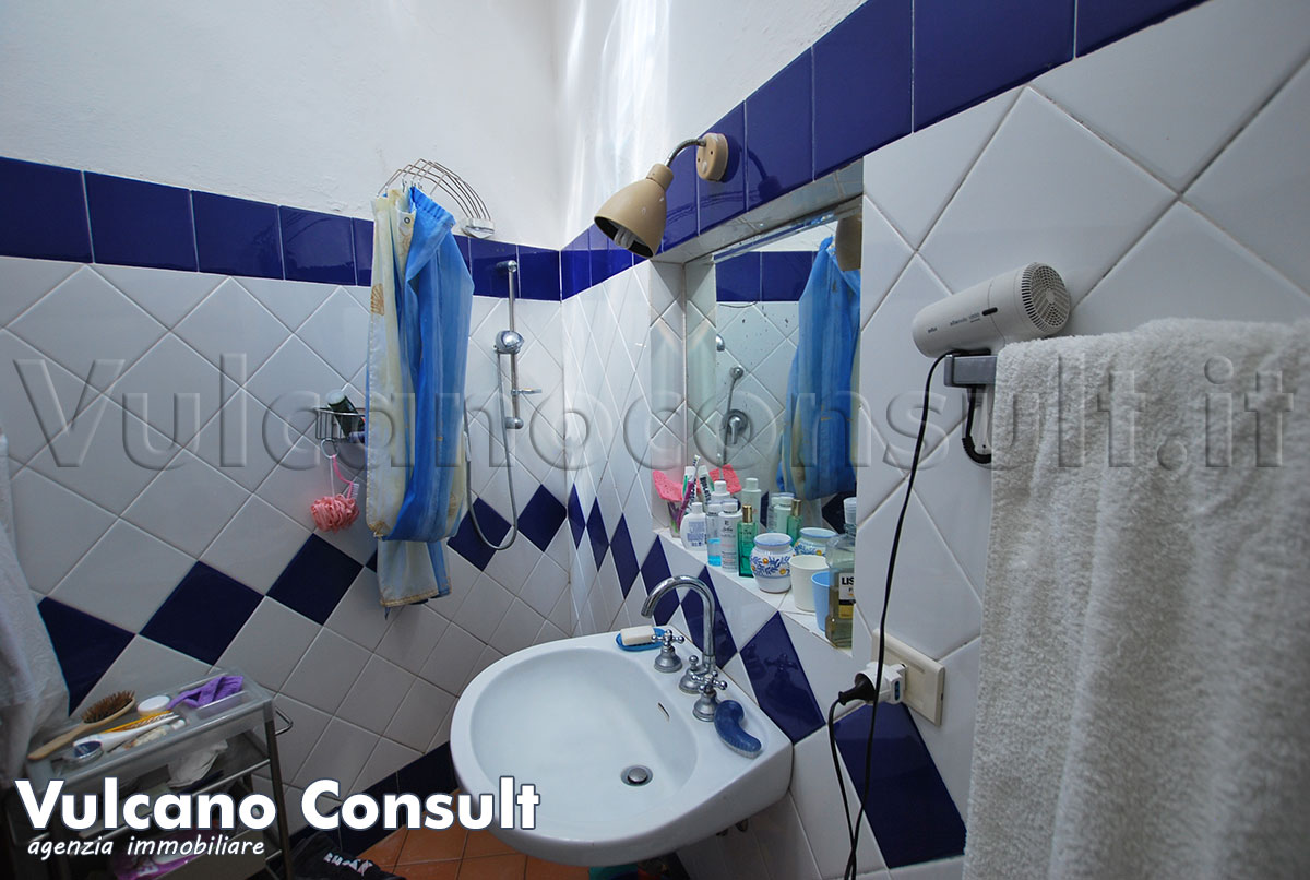 Bagno con doccia