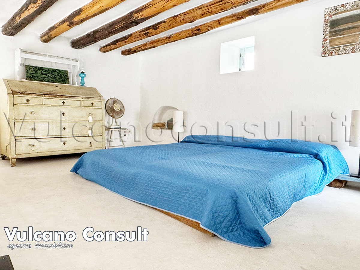Soppalco con letto matrimoniale