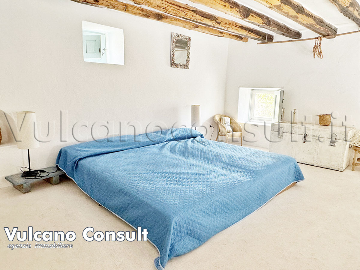 Soppalco con letto matrimoniale