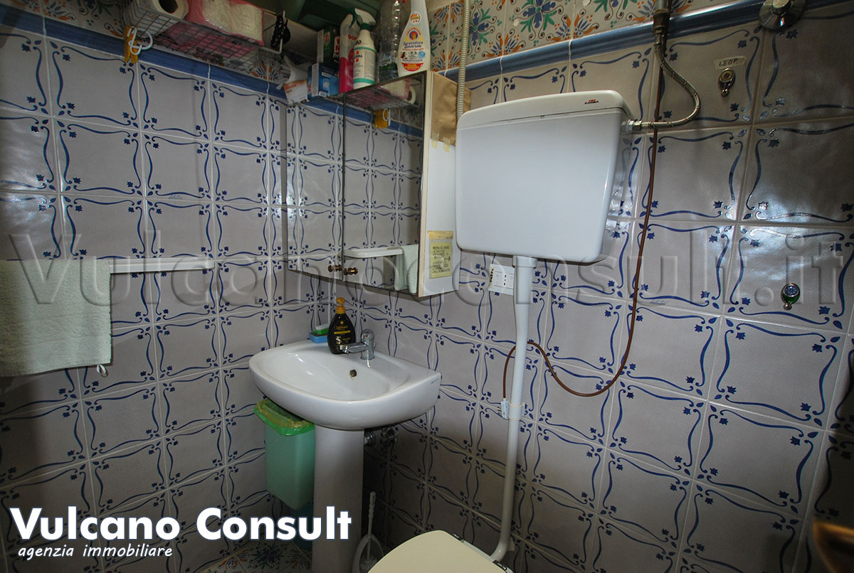 Bagno con doccia