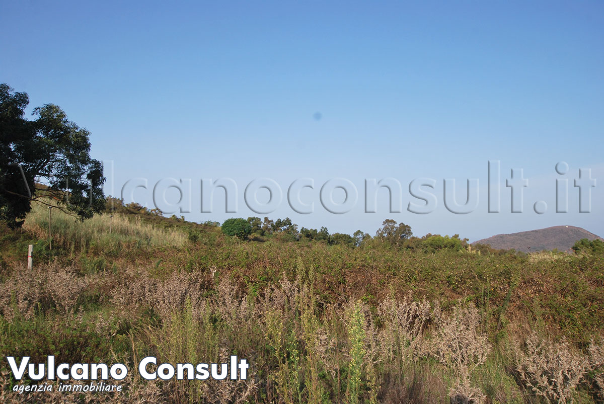 Terreno agricolo Vulcano Piano 1 Vulcano