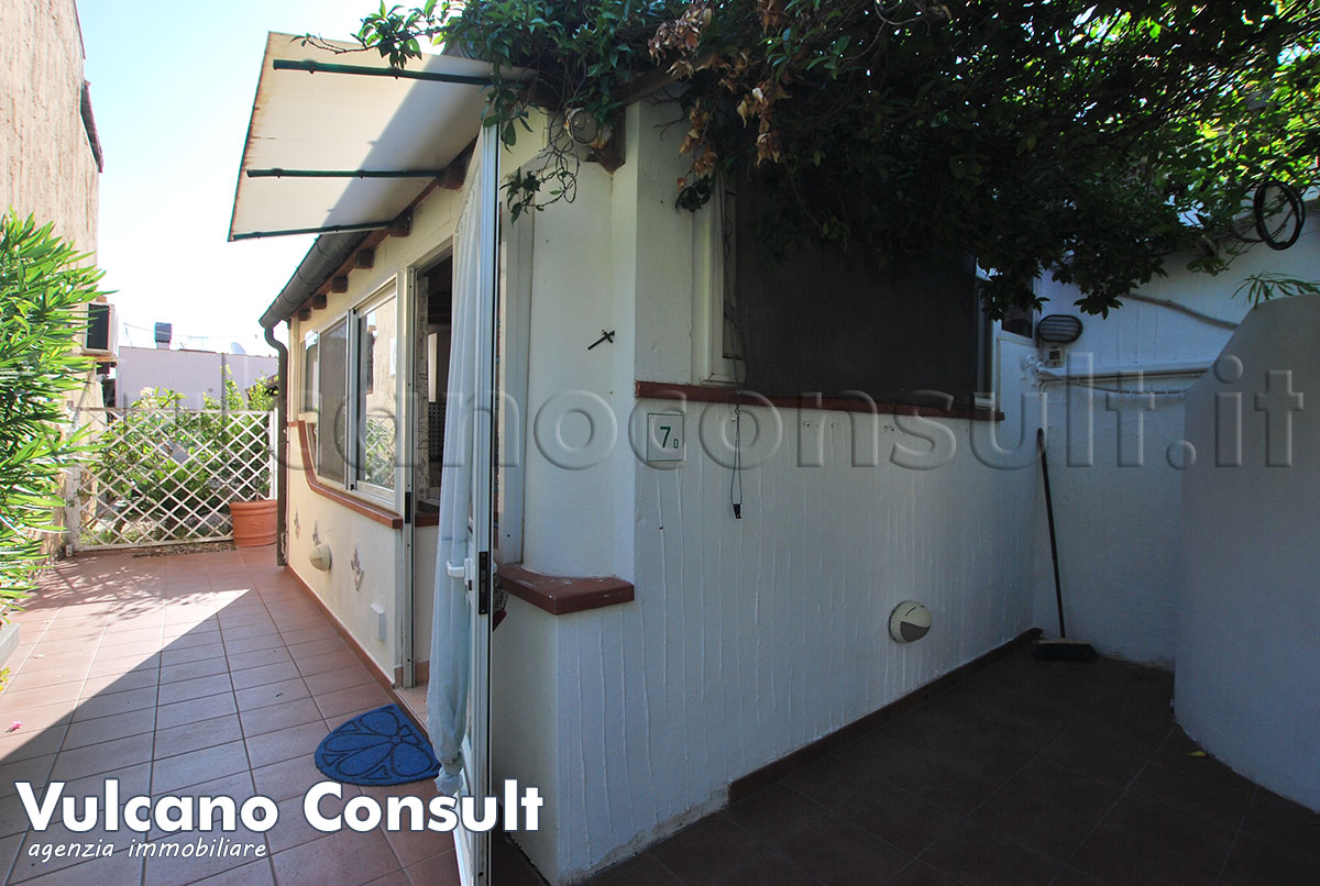 Casetta Vulcano Blu